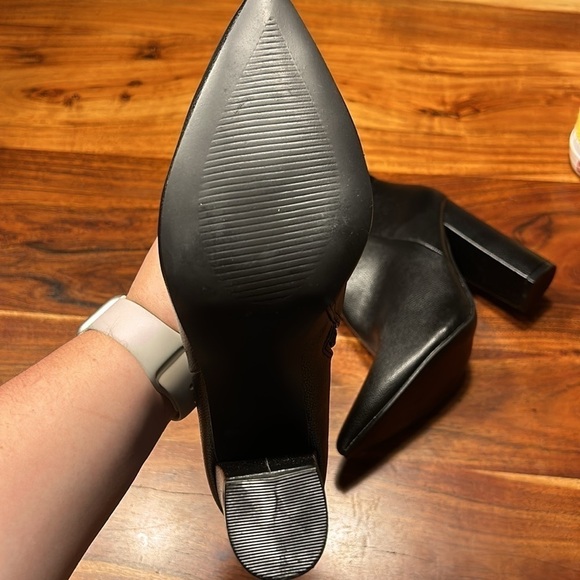 BNWOT lulus healed boots - Picture 5 of 8